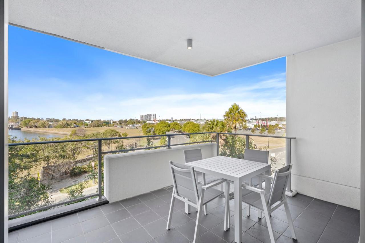 גולד קוסט Harbour Quays Apartments מראה חיצוני תמונה